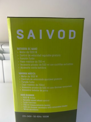 Batidora de mano con accesorios