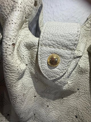 Bolso Louis Vuitton Mahina Beige