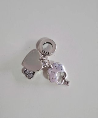 Charm para pulsera perro hueso pata