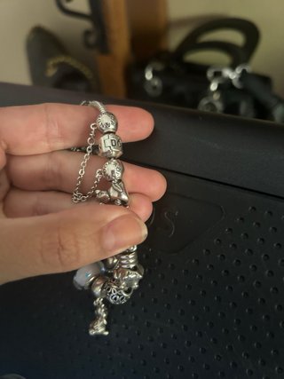 Pulsera pandora + charms