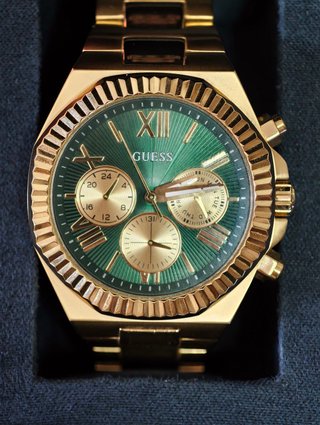 Reloj Guess Equity para hombre (ASIN: GW0703G5)