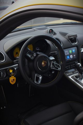 Porsche 718 Cayman 2022