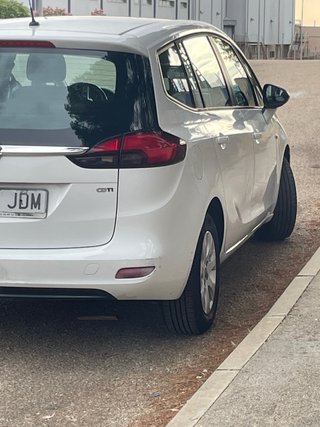 Opel Zafira Tourer 2015