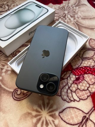 iPhone 15 128GB 6 MESES GARANTIA