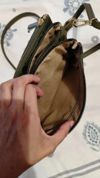 Bolso de hombro verde militar