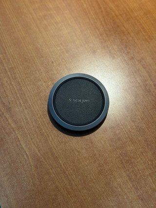 Caricatore Wireless Spigen 10W