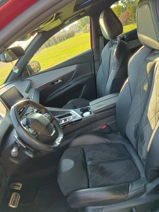 Peugeot 3008 2.0 BluHdi 180cv Automático