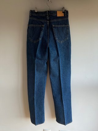 Vaqueros con cierre asimétrico de Mango, talla S-M