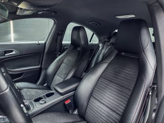 Mercedes-Benz Clase CLA AMG NIGHT