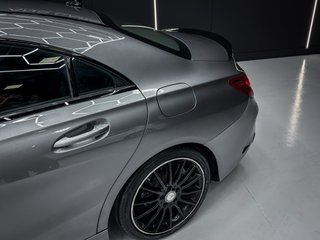 Mercedes-Benz Clase CLA AMG NIGHT