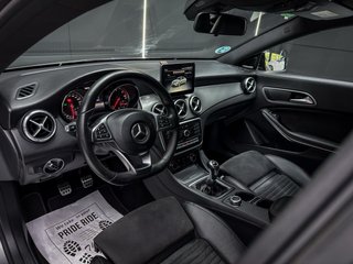 Mercedes-Benz Clase CLA AMG NIGHT