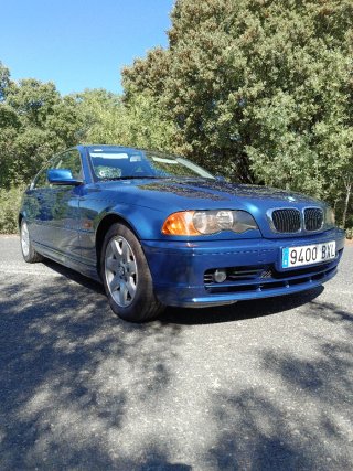 BMW E46 320 CI , UNIDAD DE COLECCION LIBRO SELLADO