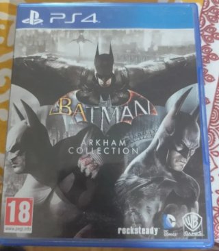 Batman Arkham Collection PS4 - 2 CDs
