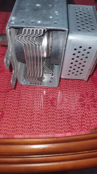 Magnetrón 2M236-M42