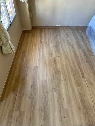Instalacion de puertas y suelo