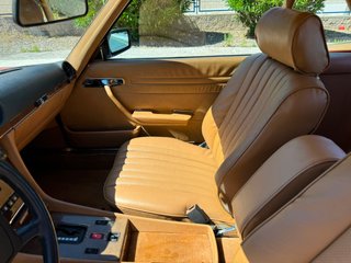 MERCEDES R107 560SL 1987