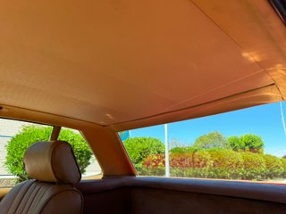 MERCEDES R107 560SL 1987