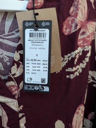Vestido estampado mariposa Vero Moda Talla S