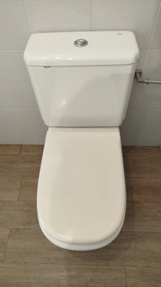 Mampara, lavabo, bidet y bate