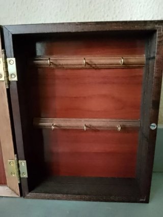 Armario de pared para llaves