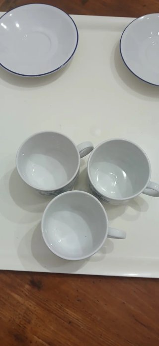 Set 3 tazze vintage con piattini "Cipa"
