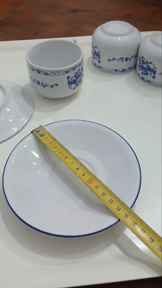 Set 3 tazze vintage con piattini "Cipa"