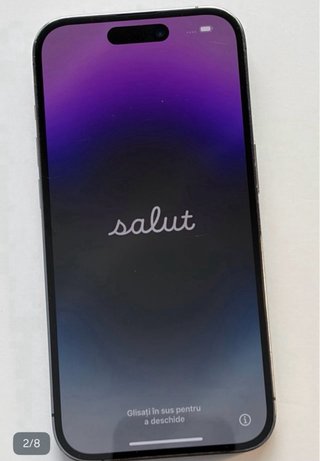 iPhone 14 Pro Gris/Morado tiene 128 gb