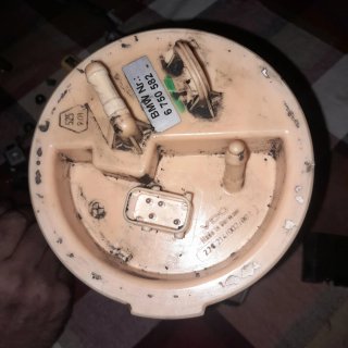 Bomba de combustible BMW 320 E46