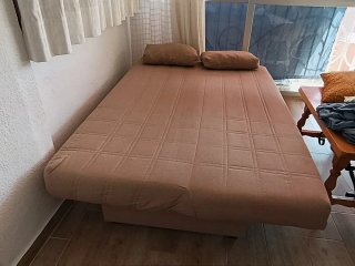 Sofá Cama Beige 2 Plazas