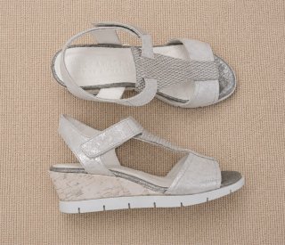 Sandalias Hispanitas Plata Cuña Baja Talla 39