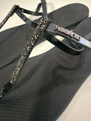 Sandalias Havaianas negras con brillos T41/42 (40)