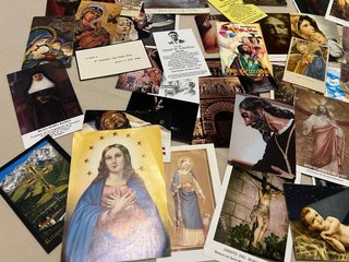 Lote 100 estampitas religiosas diferentes