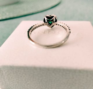 Anillo Pandora Corazón Verde y Plata talla 56
