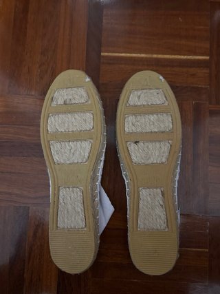 Alpargatas blancas cosidas a mano T41