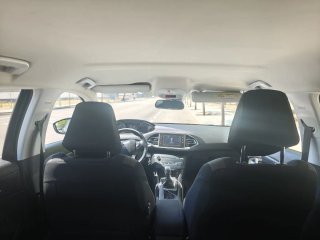 Peugeot 308 2016