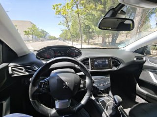 Peugeot 308 2016