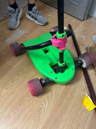 Patinete con volante para niños