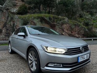 Volkswagen Passat Full option