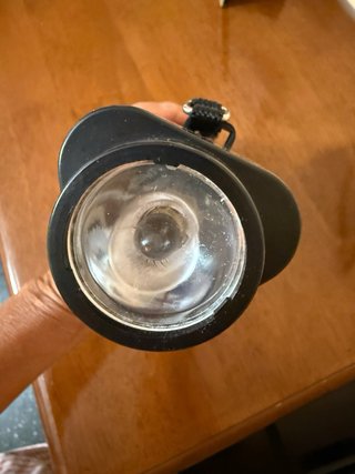 Lampada di emergenza arancione e bianca