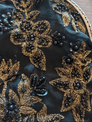 Bolso de fiesta Zara bordado con abalorios