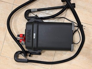 Acuario 100L con mesa y filtro exterior