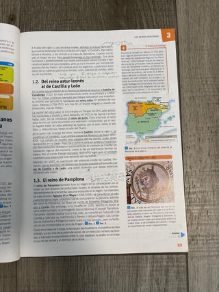 Historia de España segundo de bachillerato Edebé.