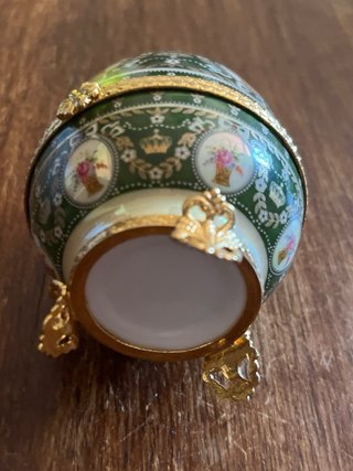 Uovo Portagioie Porcellana Decorato
