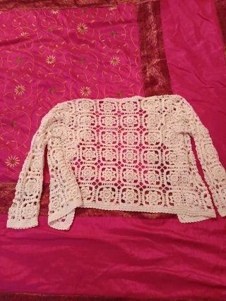 Chaqueta bolero crochet crema