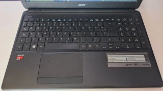 Portátil Acer Aspire E1-522 Negro