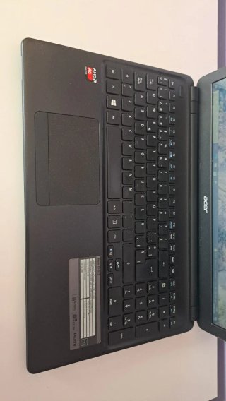 Portátil Acer Aspire E1-522 Negro
