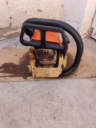 Motosierra Stihl 023 Naranja y Blanca