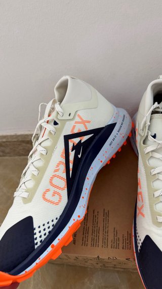 Nike React Pegasus Trail 4 Gore-Tex Beige/Naranja