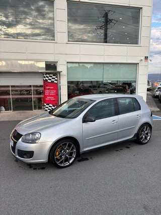 Volkswagen Golf 2005