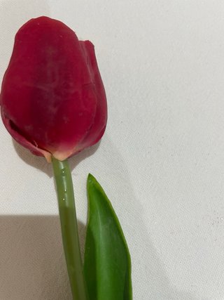 Tulipanes Artificiales Rojos y Verdes